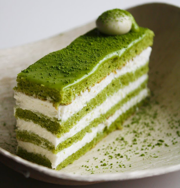 green-tea-almond-genoise-layer-cake