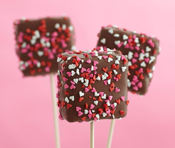 valentine-marshmallow-pops_blog20140107